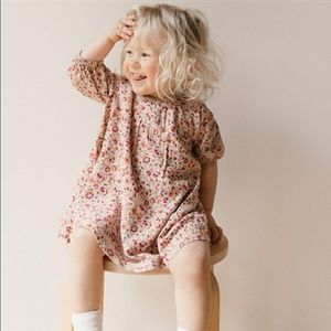 NWT Peek Isa Allover Floral Print Puff Sleeve Dress Size 4/5